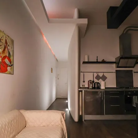 Cozy In The Center - With Wi-fi, Smart Tv Πιστόια